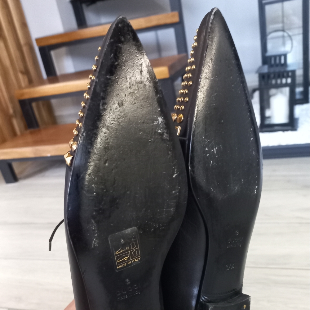 Host Pick💗GUCCI Black Leather Studded Pointed Toe Loafers Size 37.5 - Picture 5 of 8